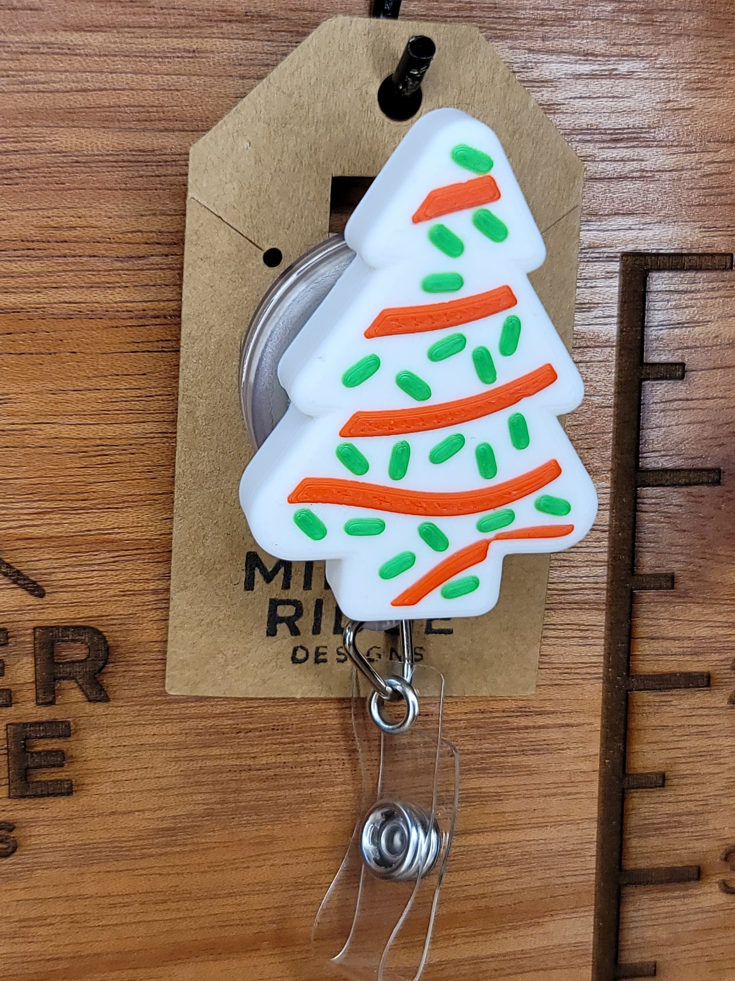 Christmas tree treat badge reel (light green sprinkles)