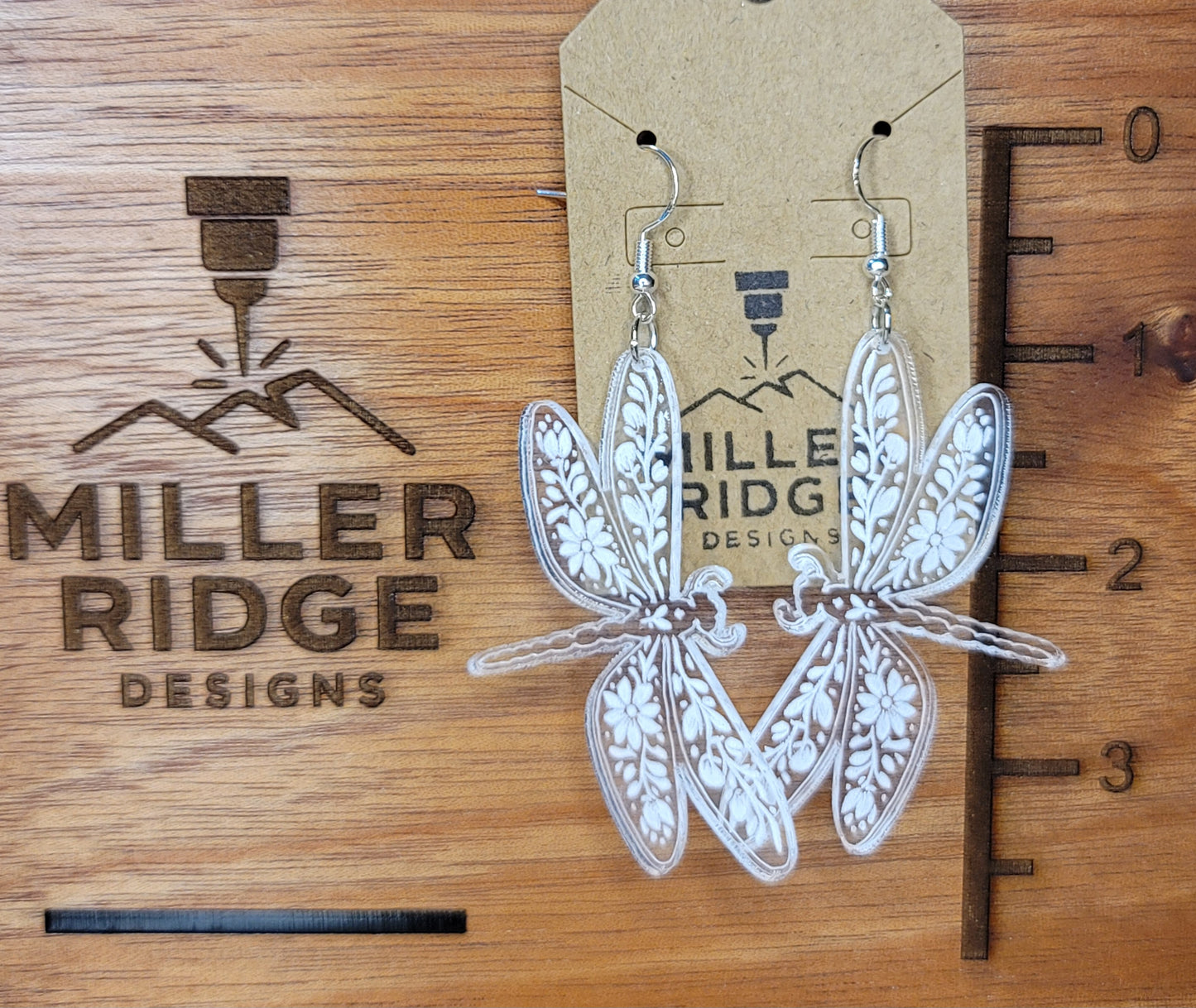Dragonfly-white