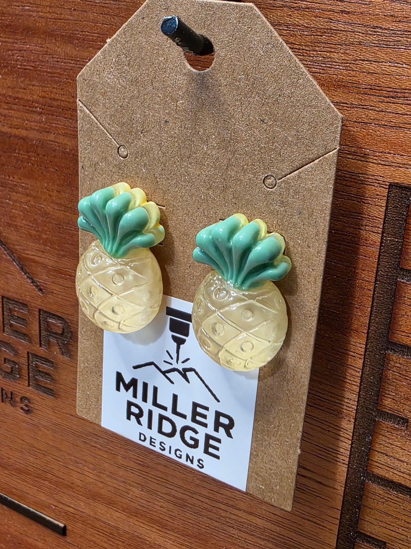 Pineapple studs