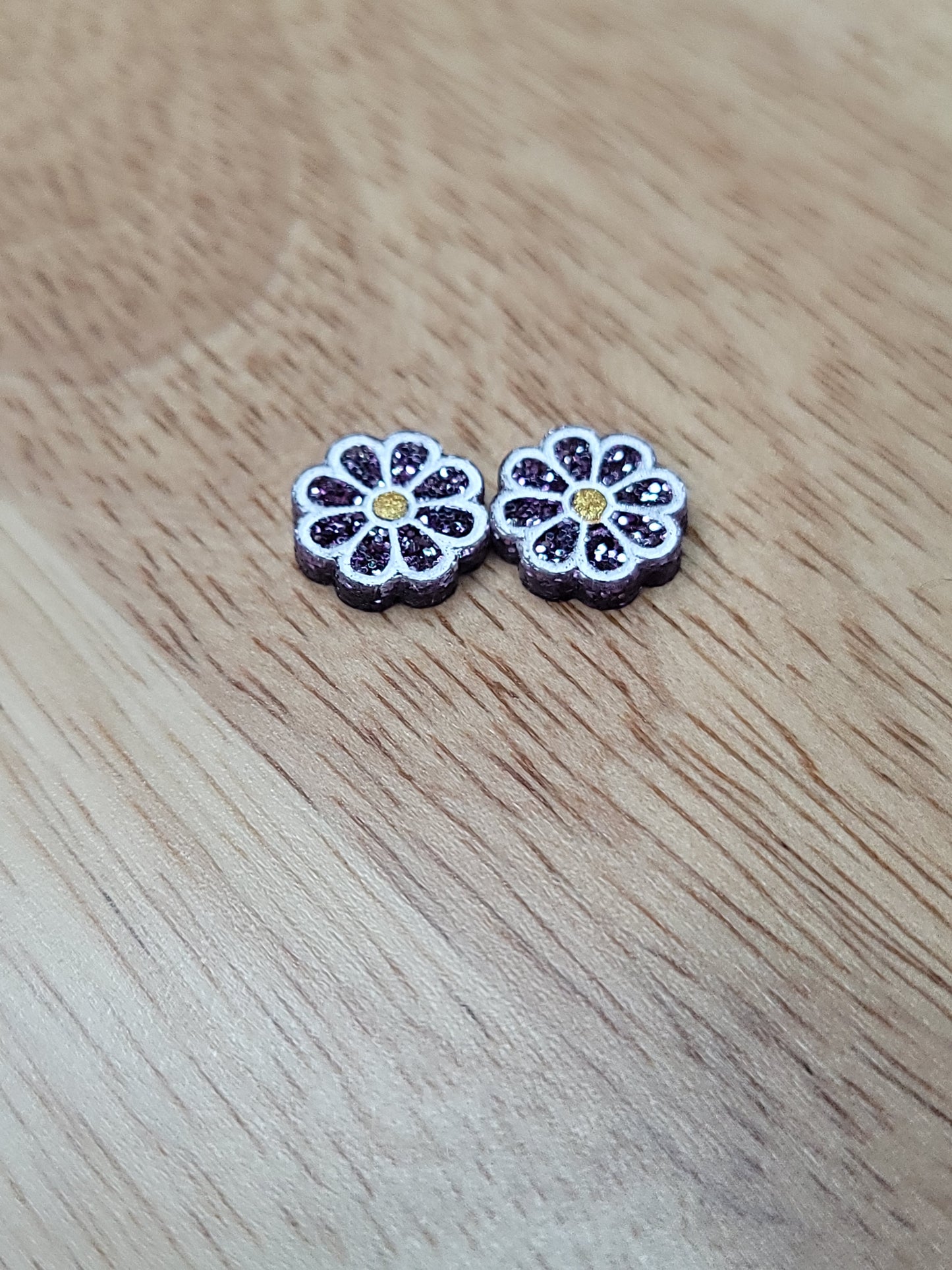 Daisy studs