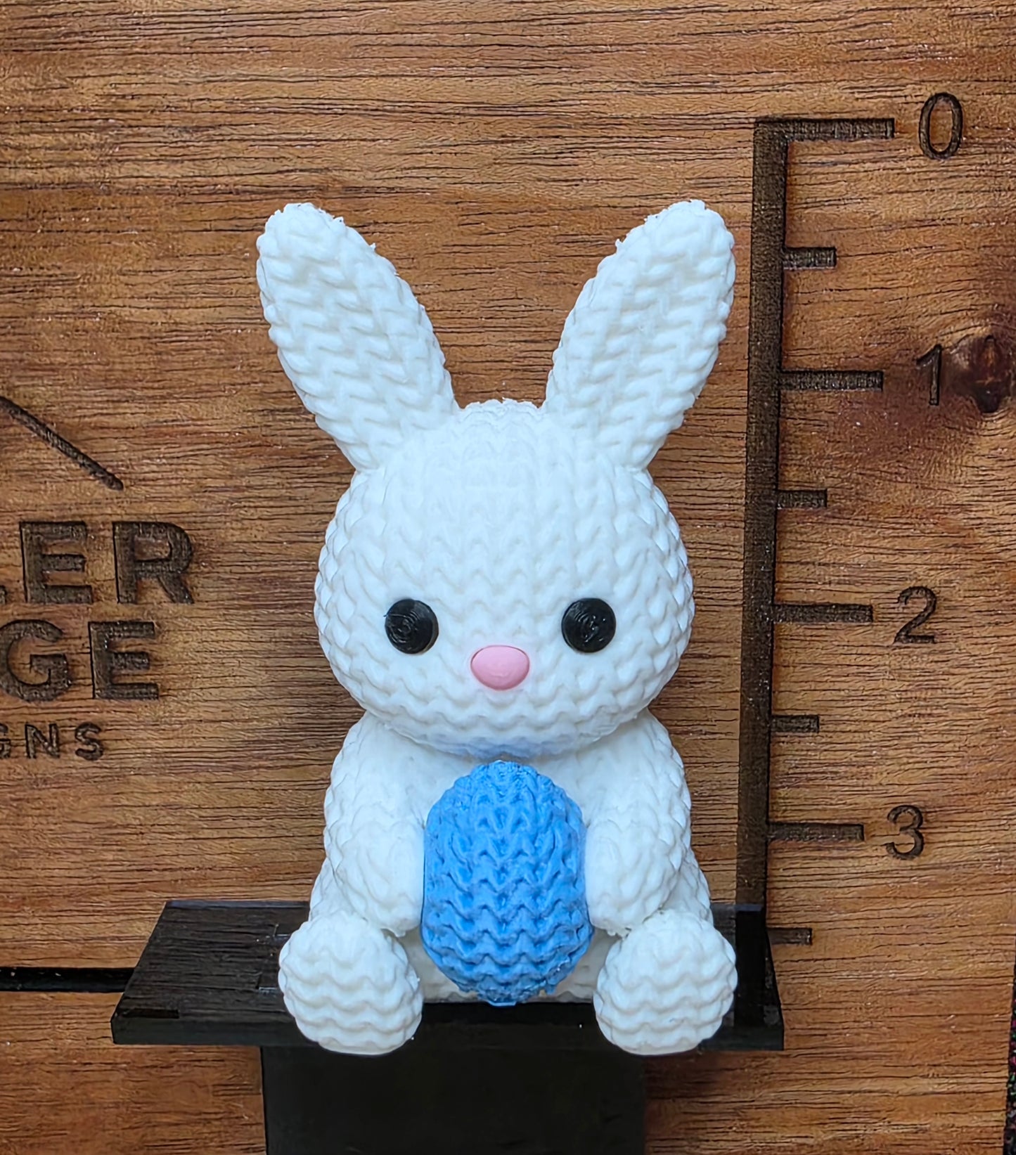 White bunny with egg (5 different colors)