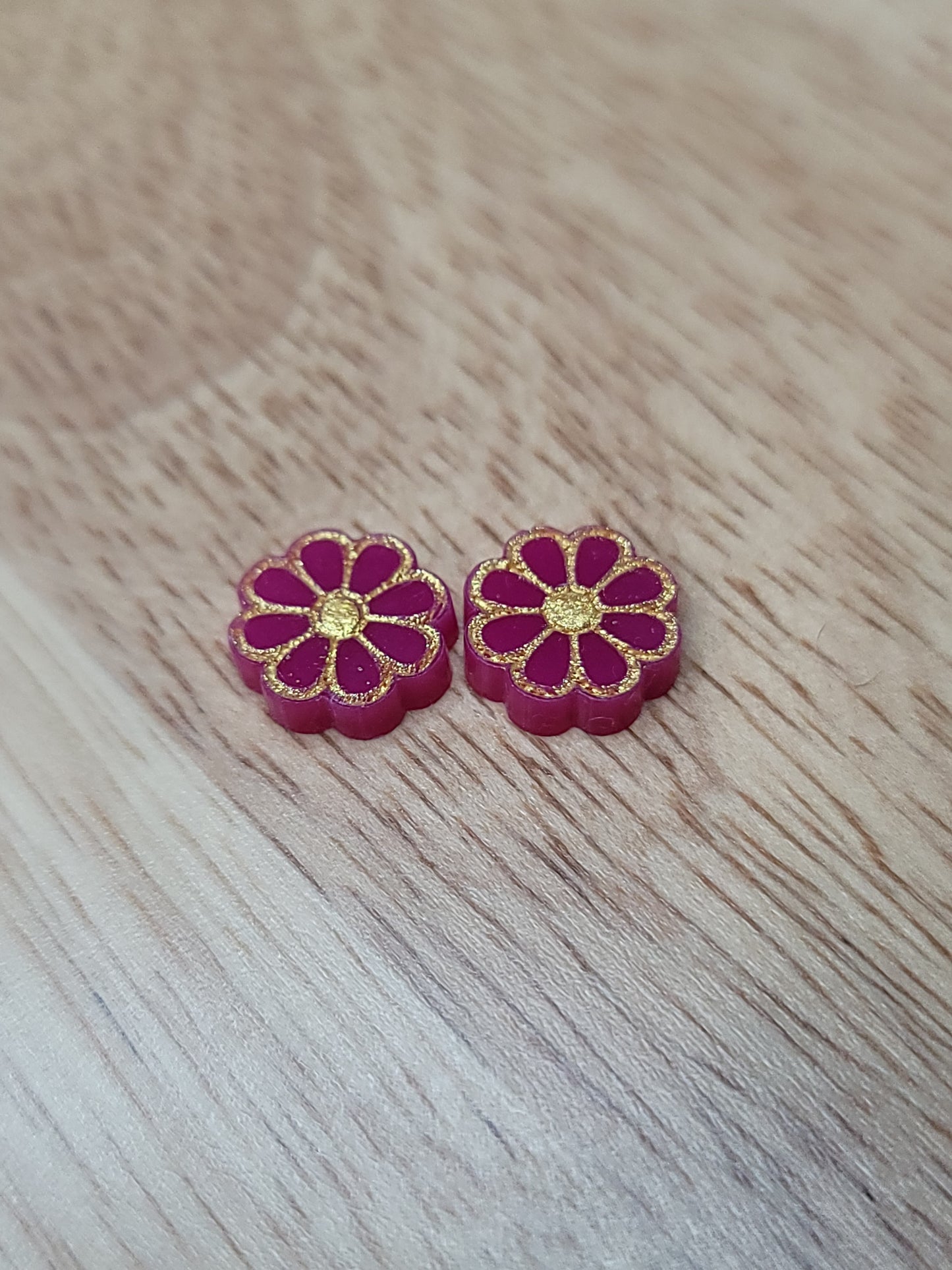 Daisy studs