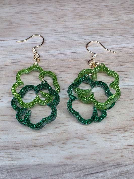 Linked Dark Green & Light Green Shamrocks