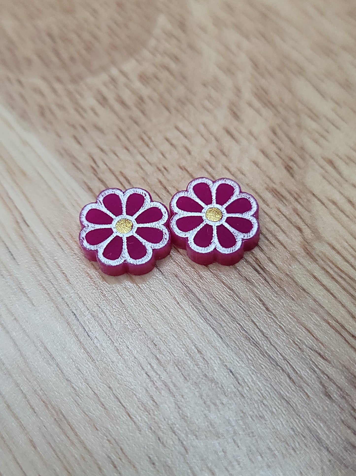 Daisy studs