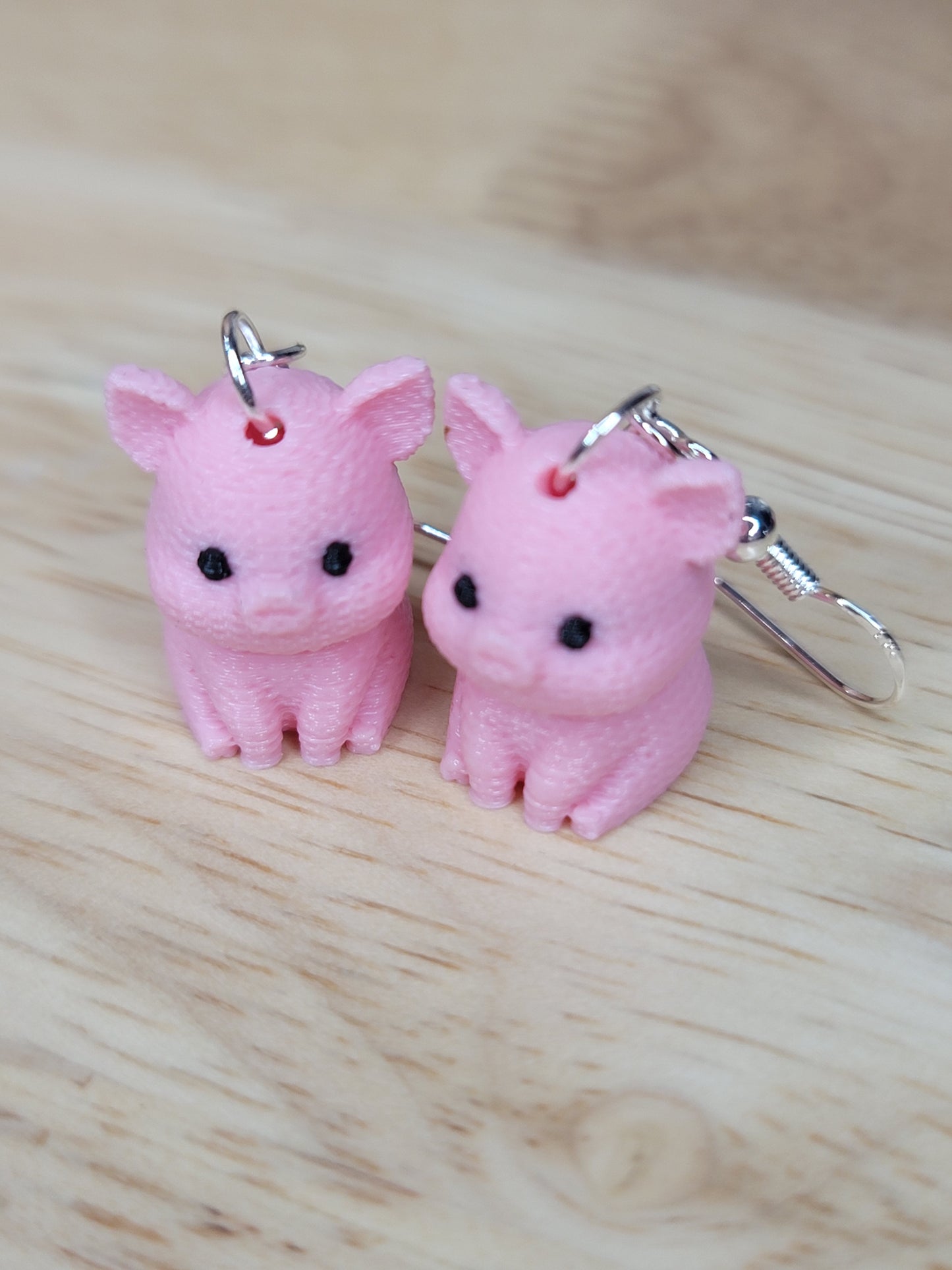 Knitted piggy
