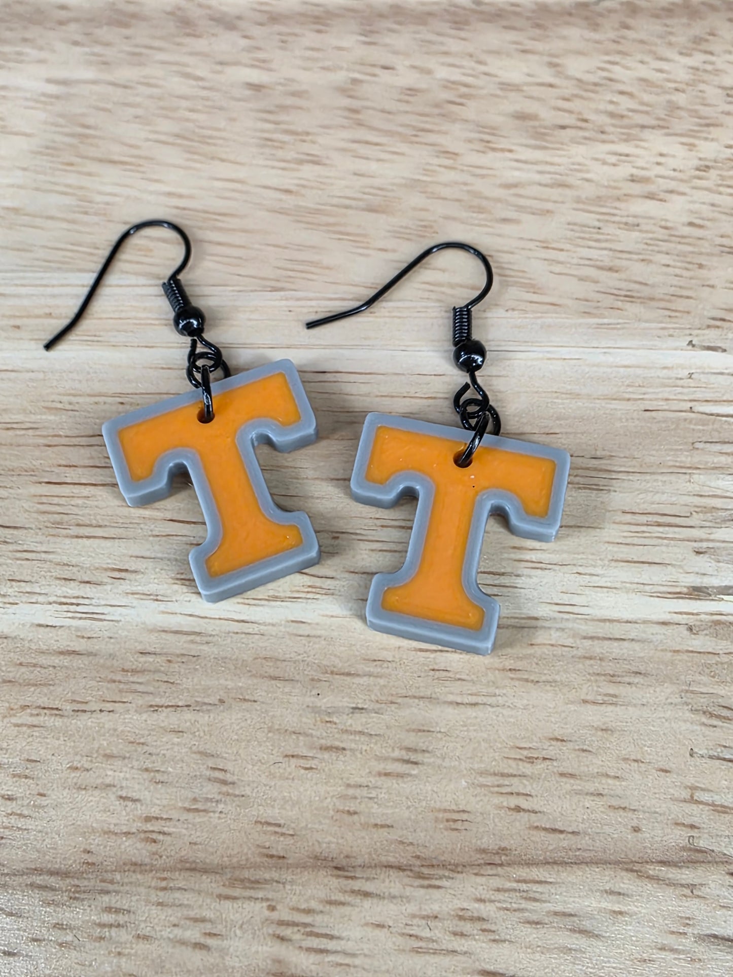 Power T (smokey gray and orange)