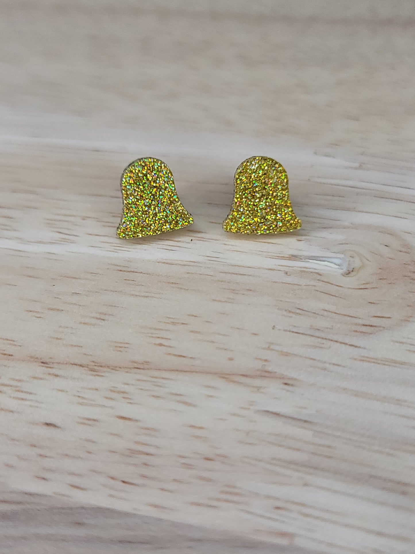 Gold bell stud