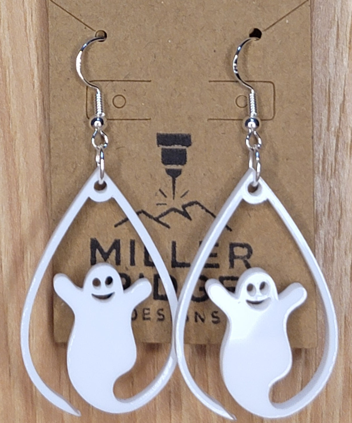 Happy little tear drop ghosts