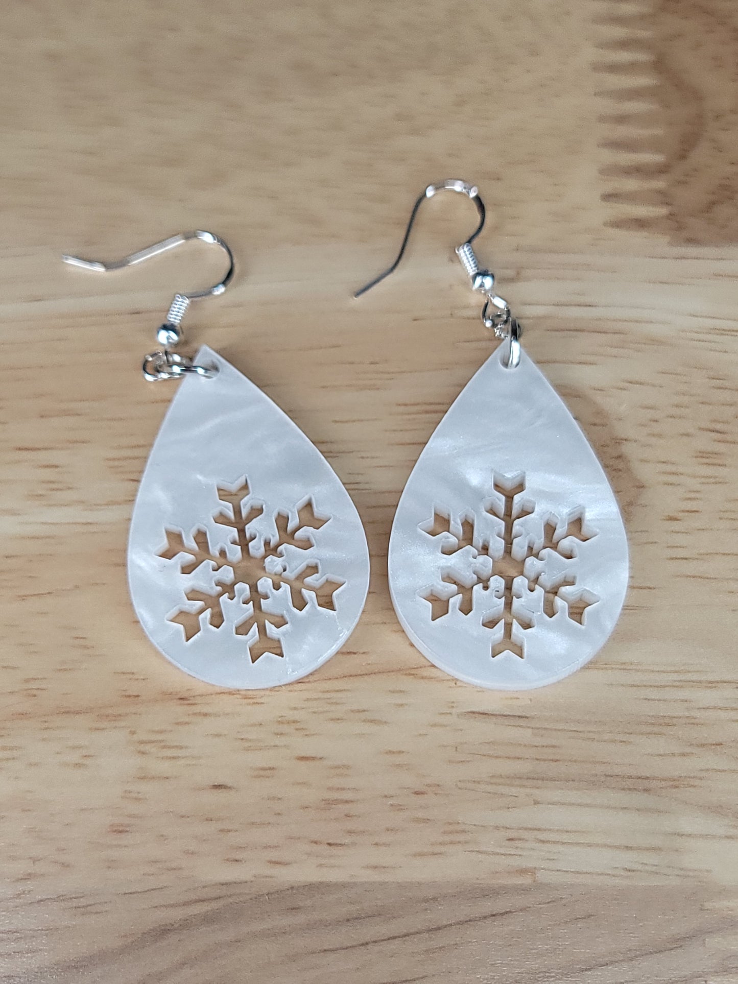 Snowflake teardrop #1