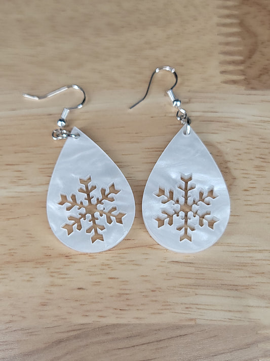 Snowflake teardrop #1