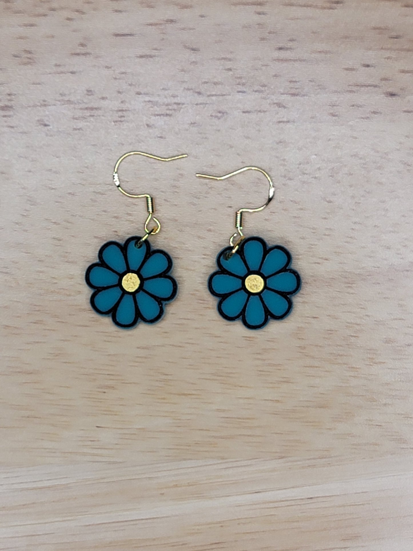 Daisy (teal)