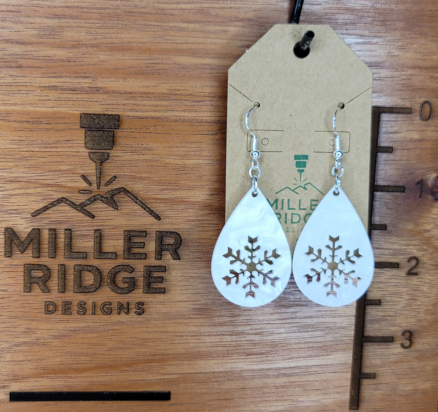 Snowflake teardrop #1