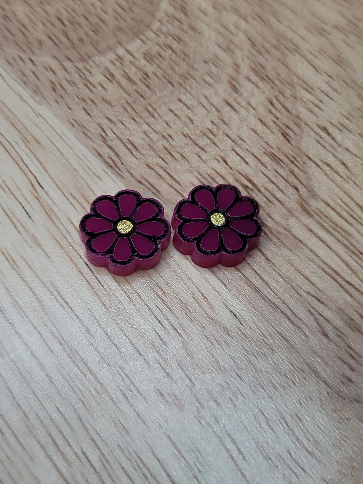 Daisy studs