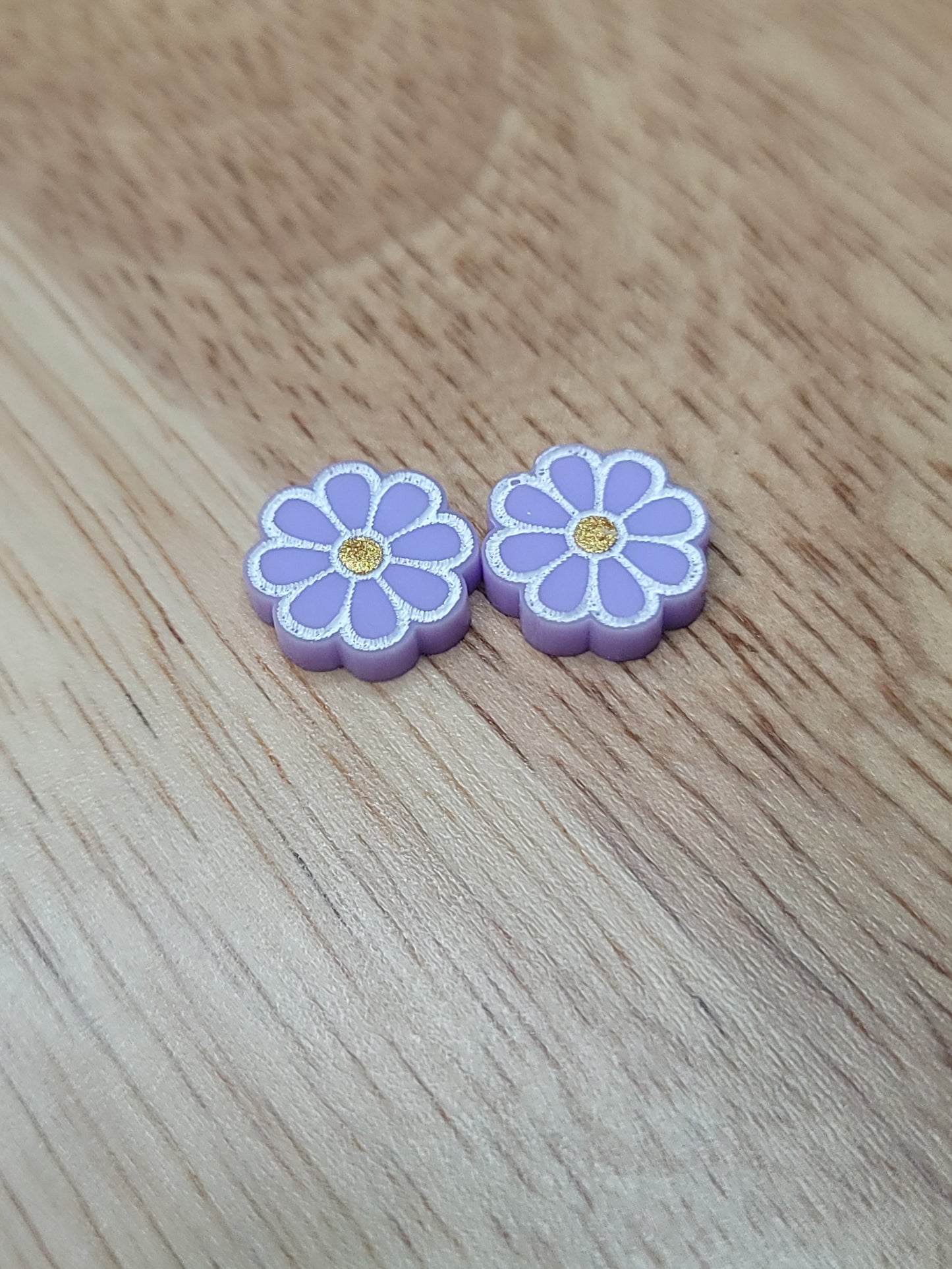 Daisy studs