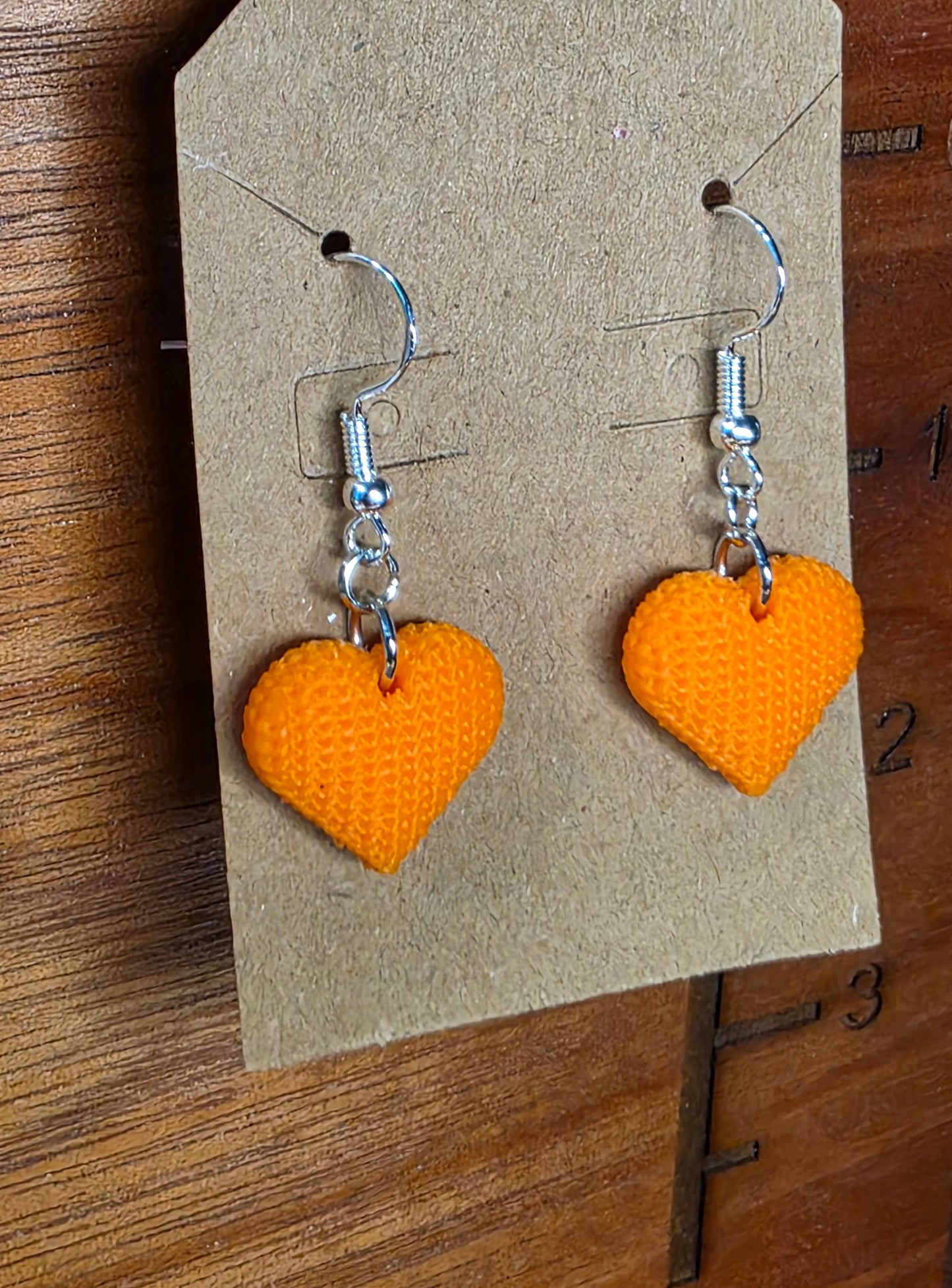 Knitted hearts (orange)