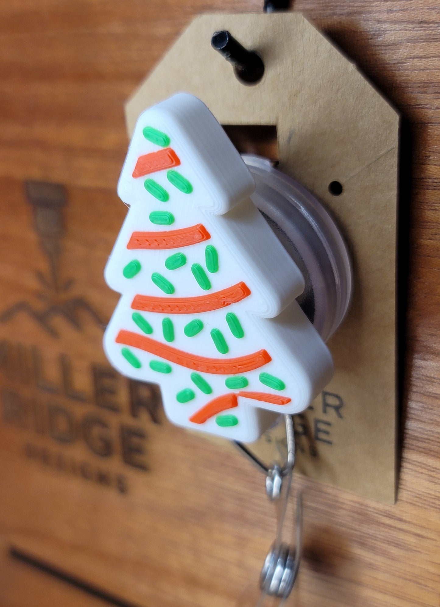 Christmas tree treat badge reel (light green sprinkles)