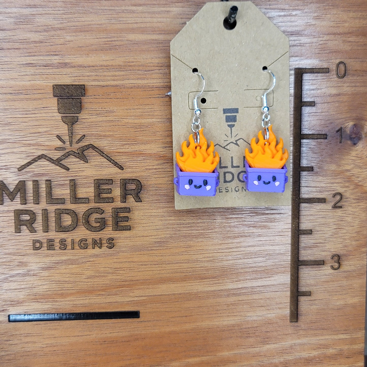 Dumpster fire earrings (purple)