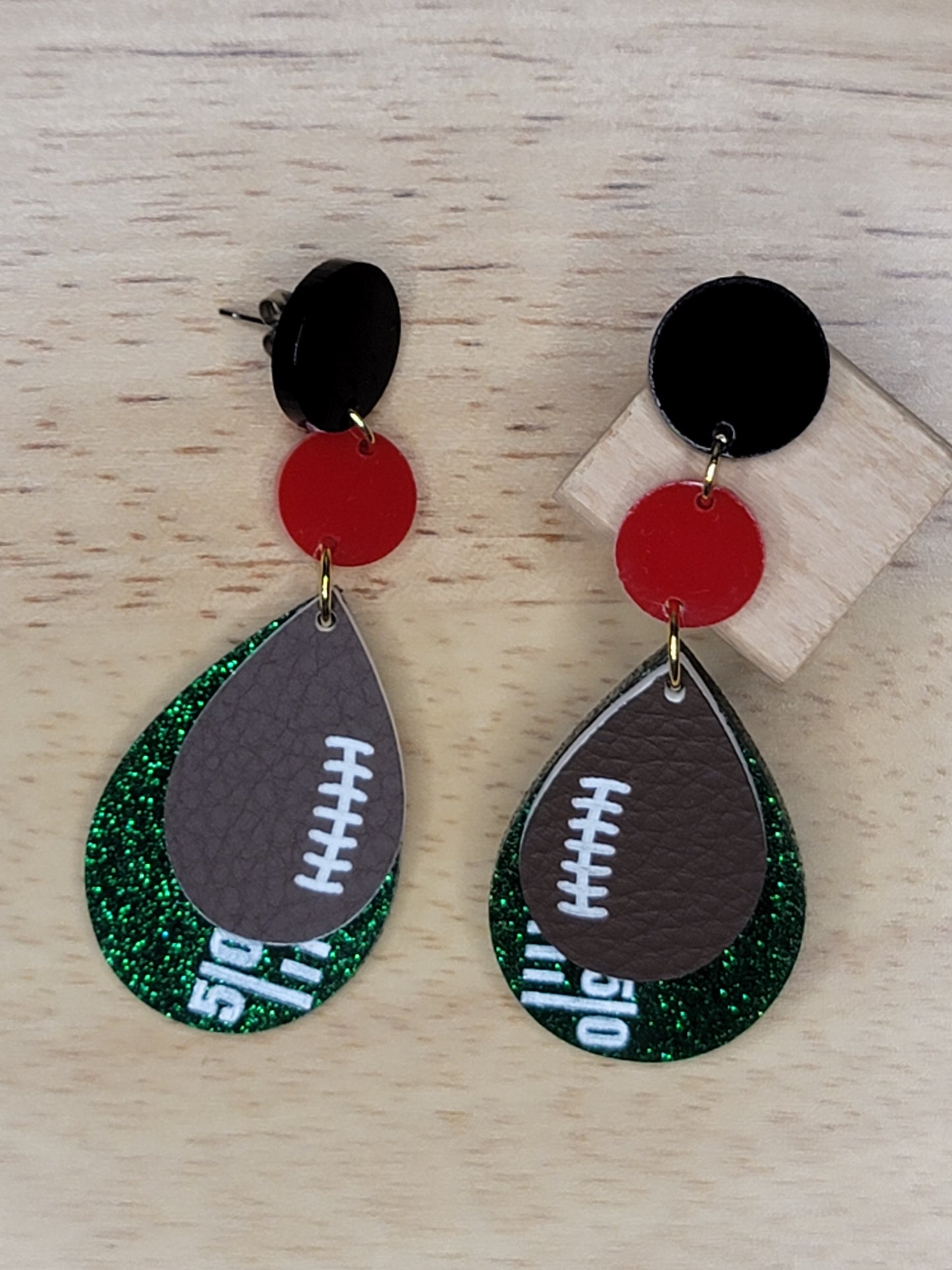 Football 50 yard line dangle