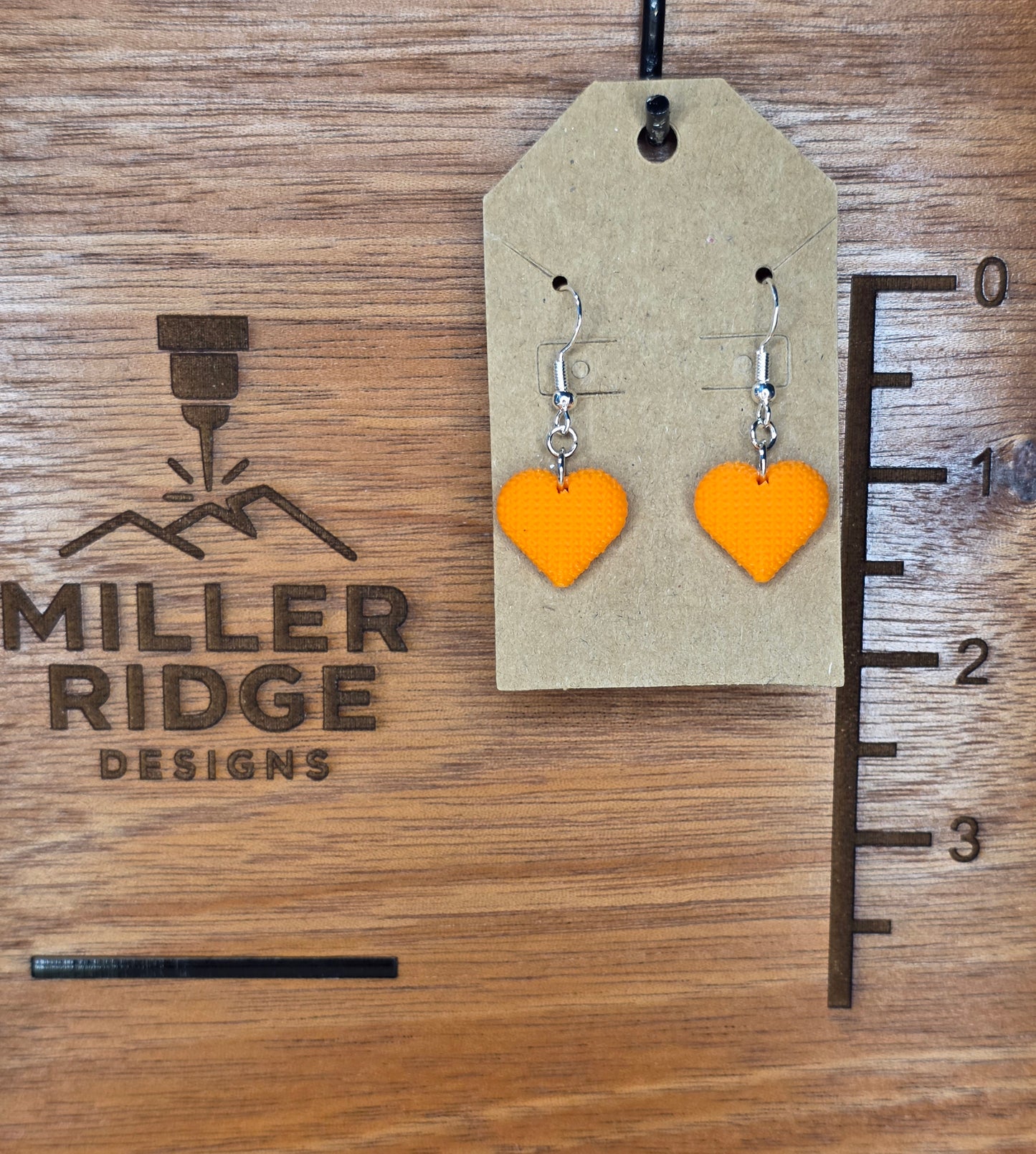 Knitted hearts (orange)