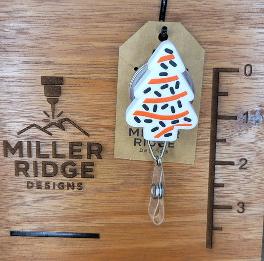 Christmas tree treat badge reel (black sprinkles)
