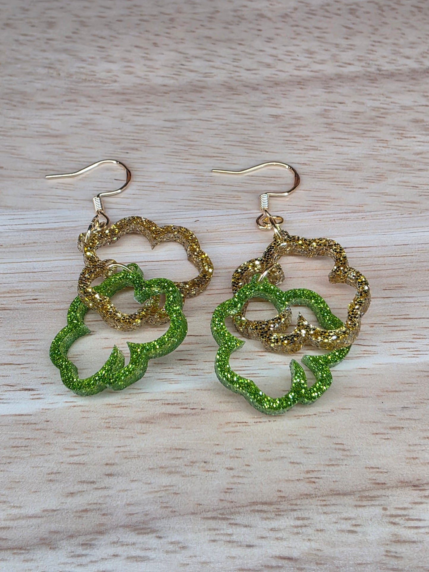 Linked Light Green & Gold Shamrocks (2 variations)