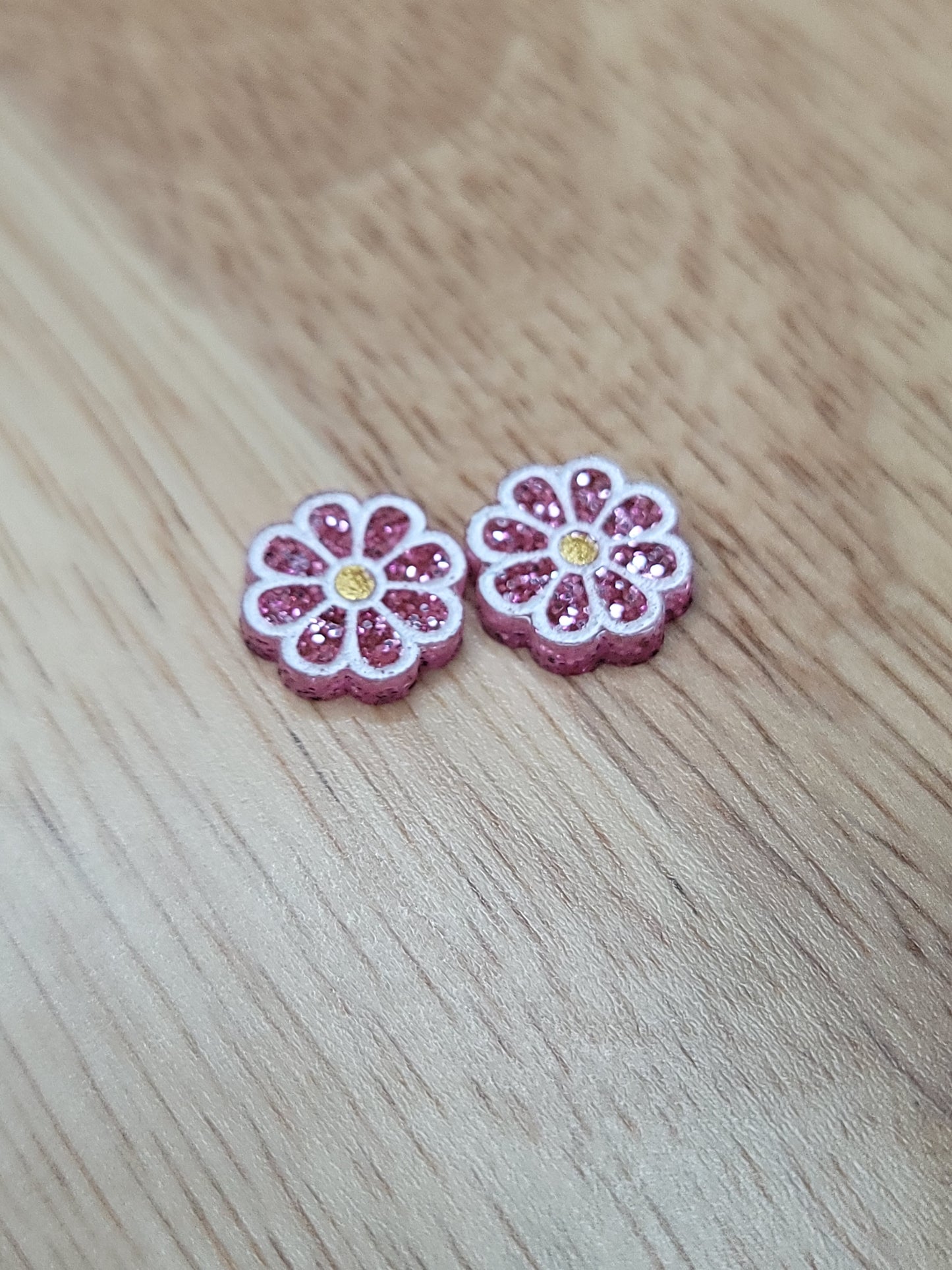 Daisy studs
