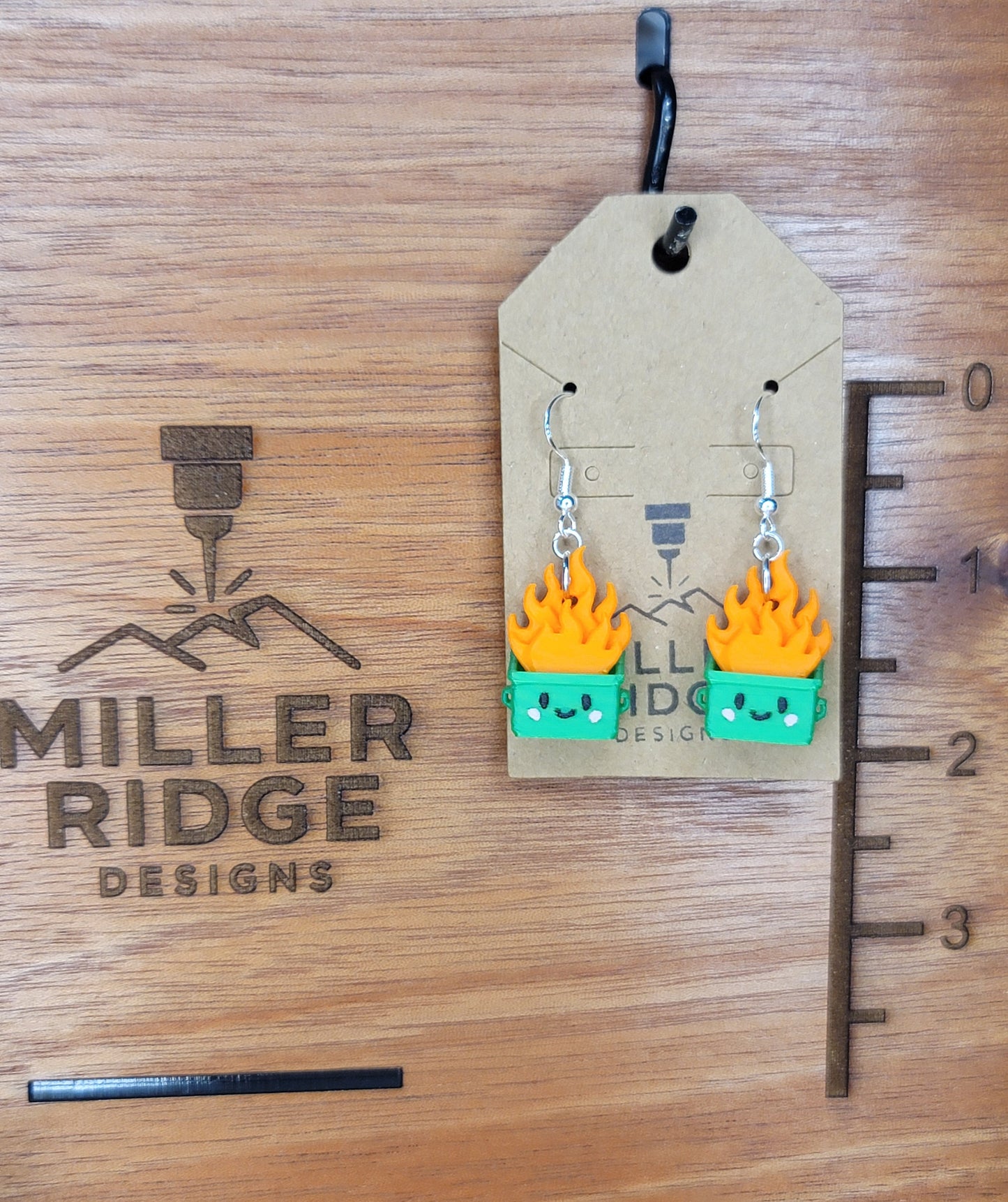 Dumpster fire earrings (green)