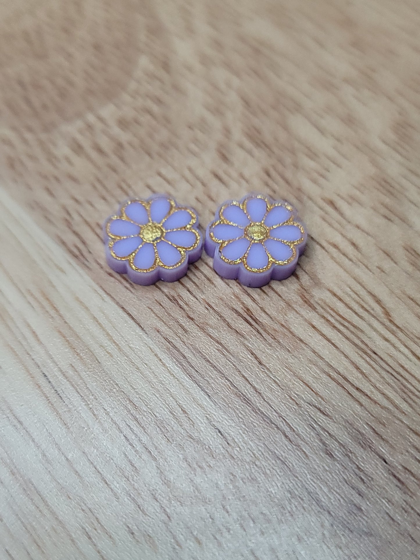 Daisy studs