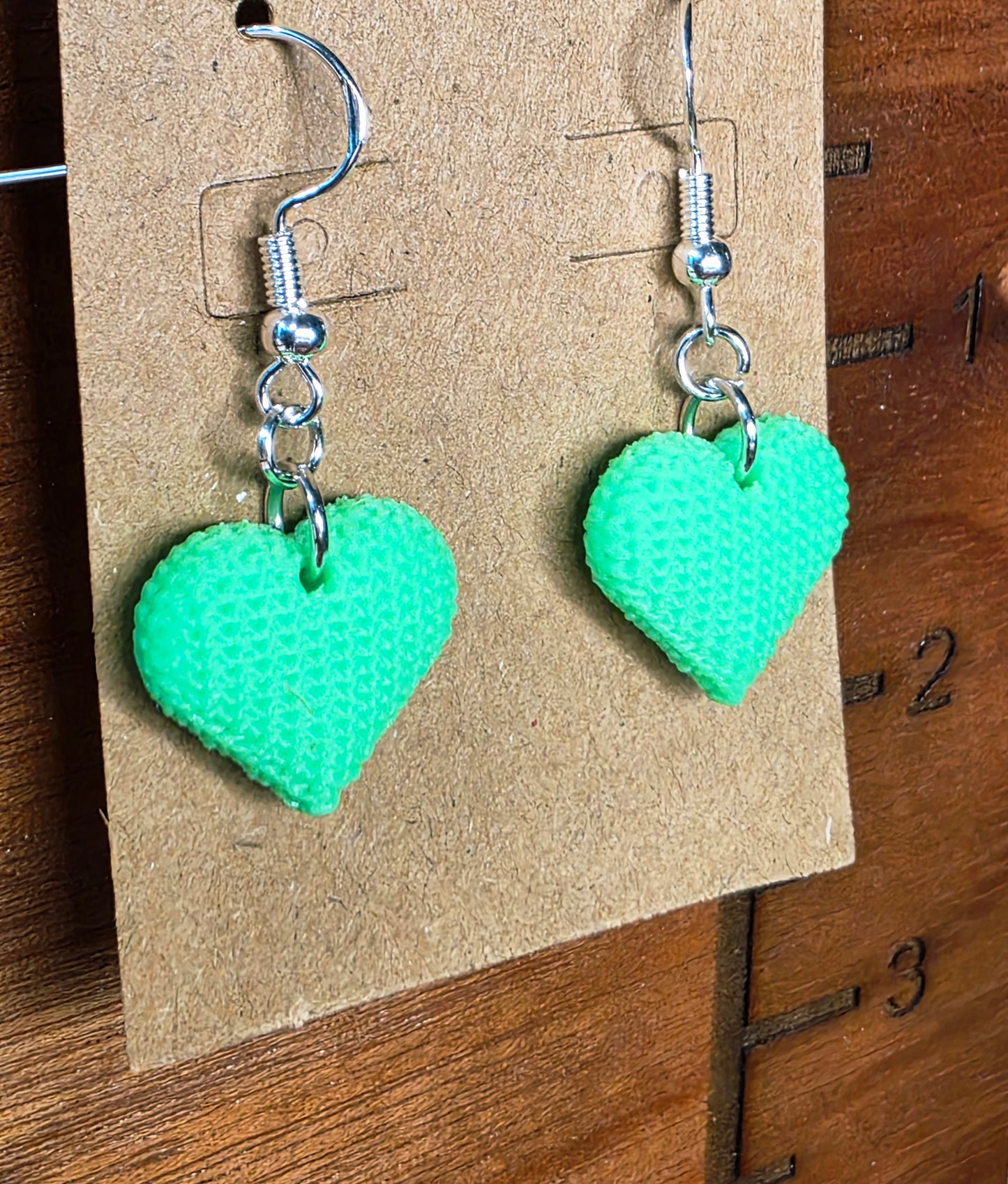 Knitted hearts (green)
