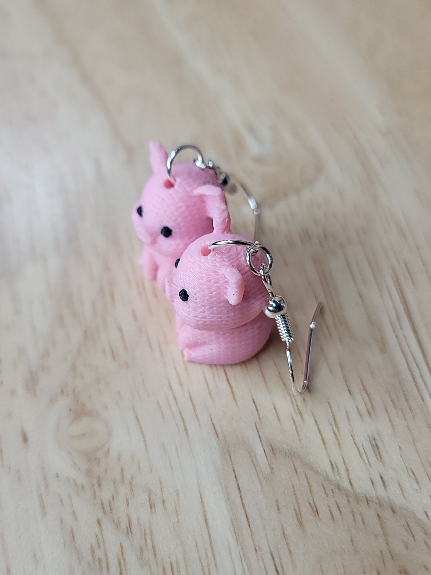 Knitted piggy