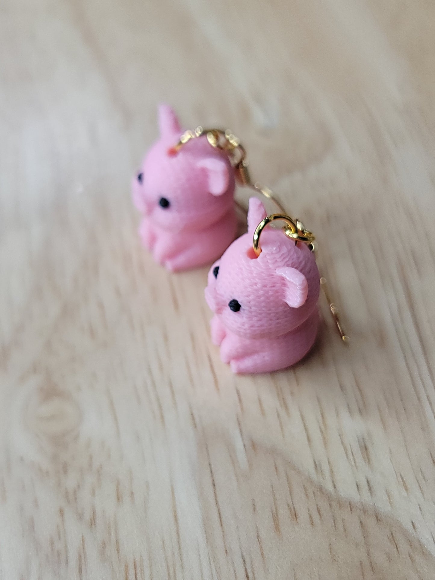 Knitted piggy
