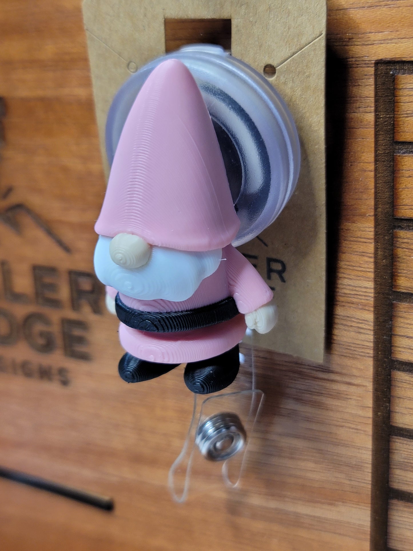 Gnome badge reel (pink)