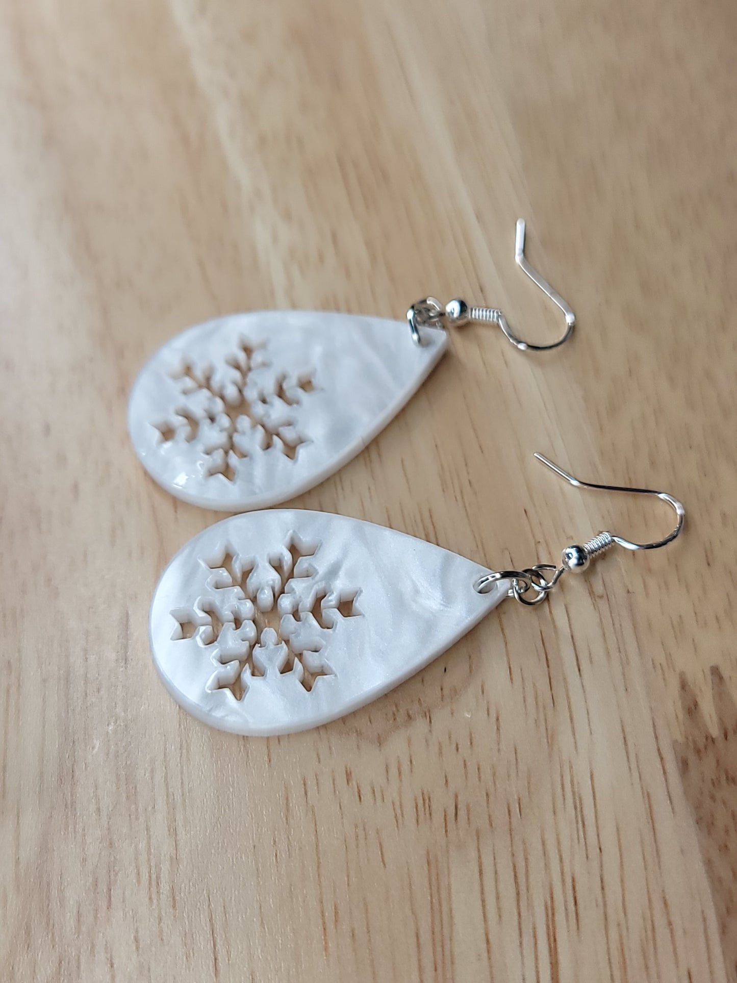 Snowflake teardrop #1